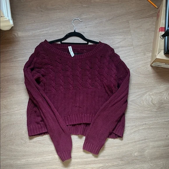 Bethany Mota burgundy cropped sweater - Picture 1 of 1